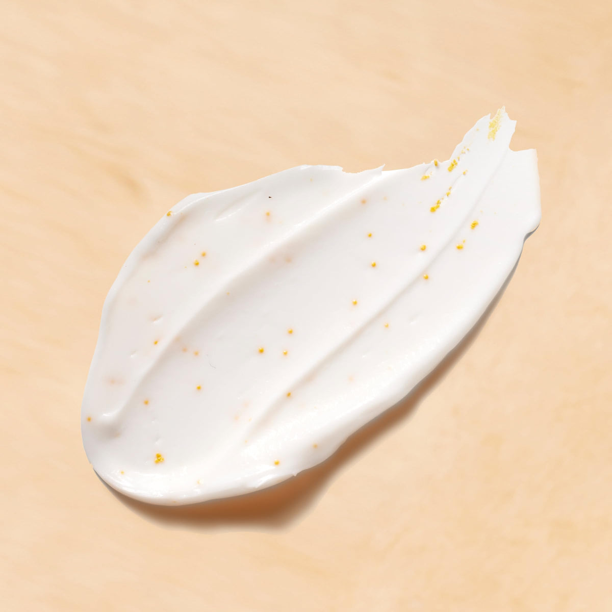 Elizabeth Arden cream texture in jar showing rich emollient hydration