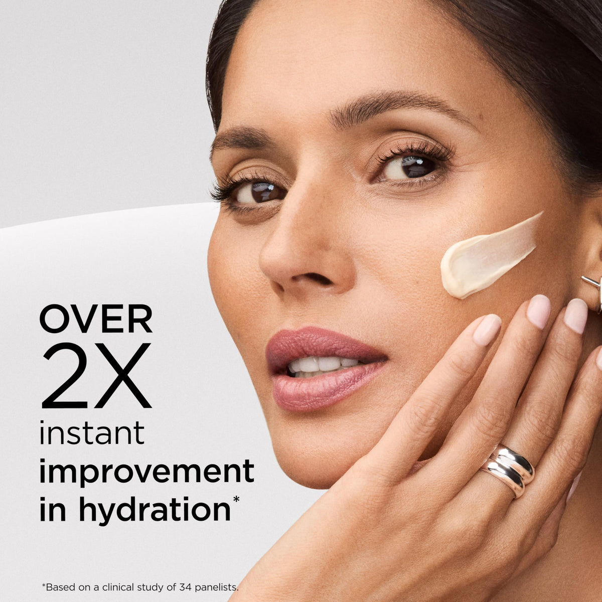 Elizabeth Arden PREVAGE pump dispensing cream demonstrating easy controlled use