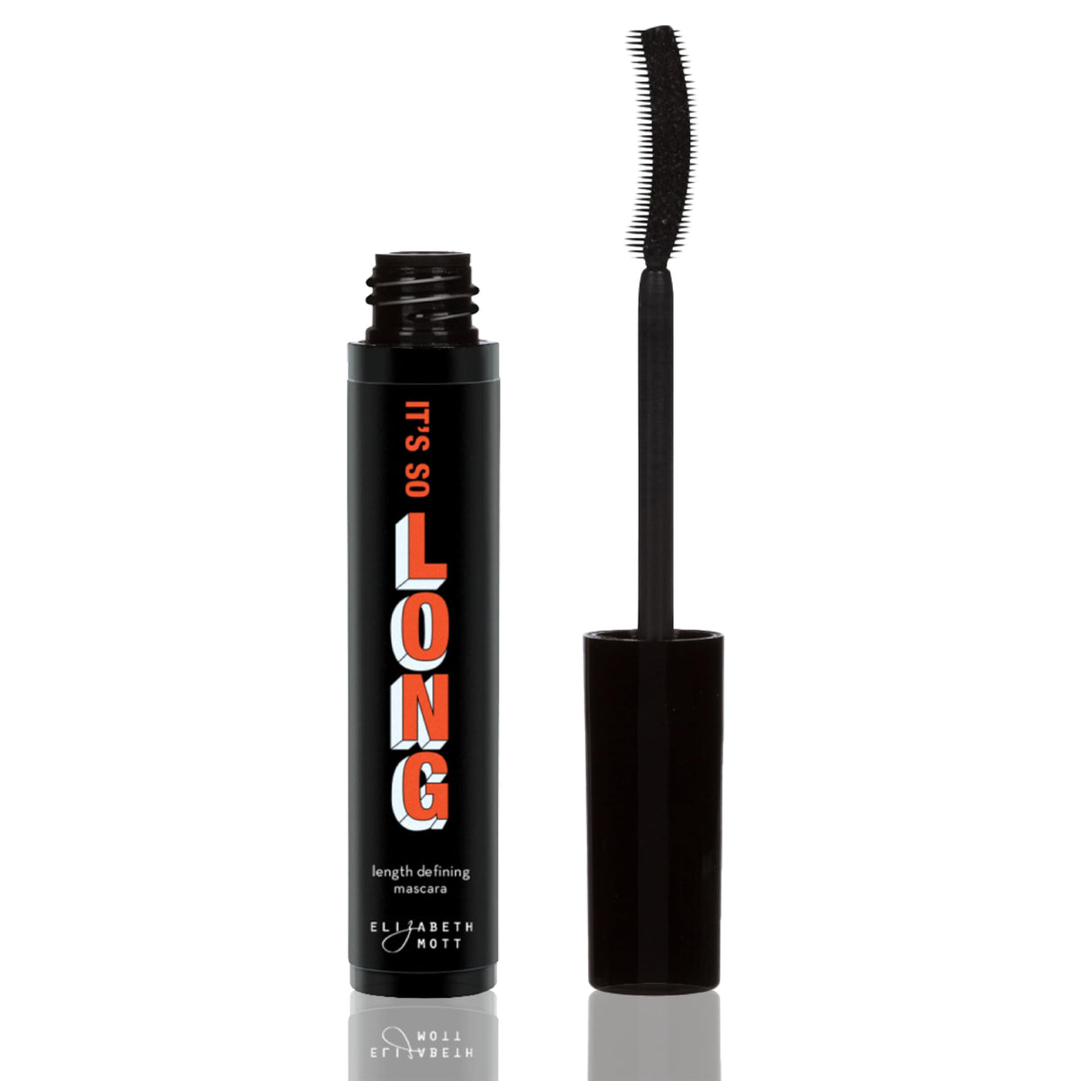 Elizabeth Mott worn on model lashes demonstrating curl, volume, and smudge resistance