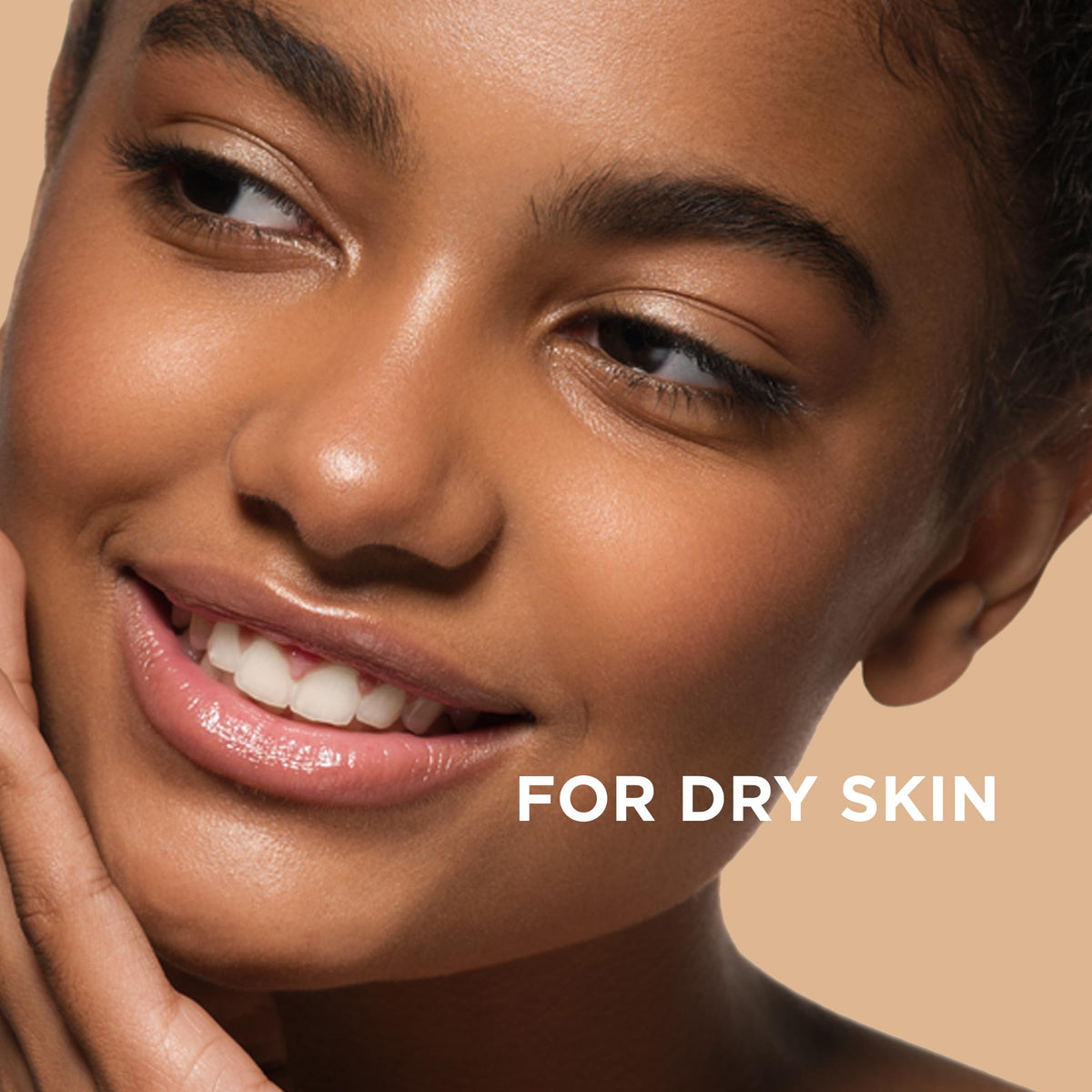 EltaMD cream texture closeup illustrating smooth, non‑greasy moisturizing finish