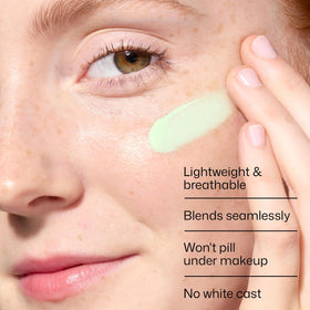Swatch of EltaMD texture on hand blending for quick absorption benefit
