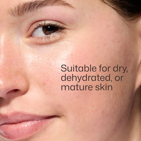EltaMD label close-up highlighting zinc oxide and hyaluronic acid benefits
