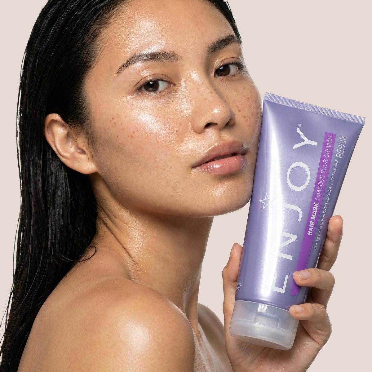 Enjoy hair mask being applied to mid-lengths and ends for detangling
