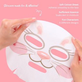 Epielle mask size comparison beside hand illustrating fit and coverage