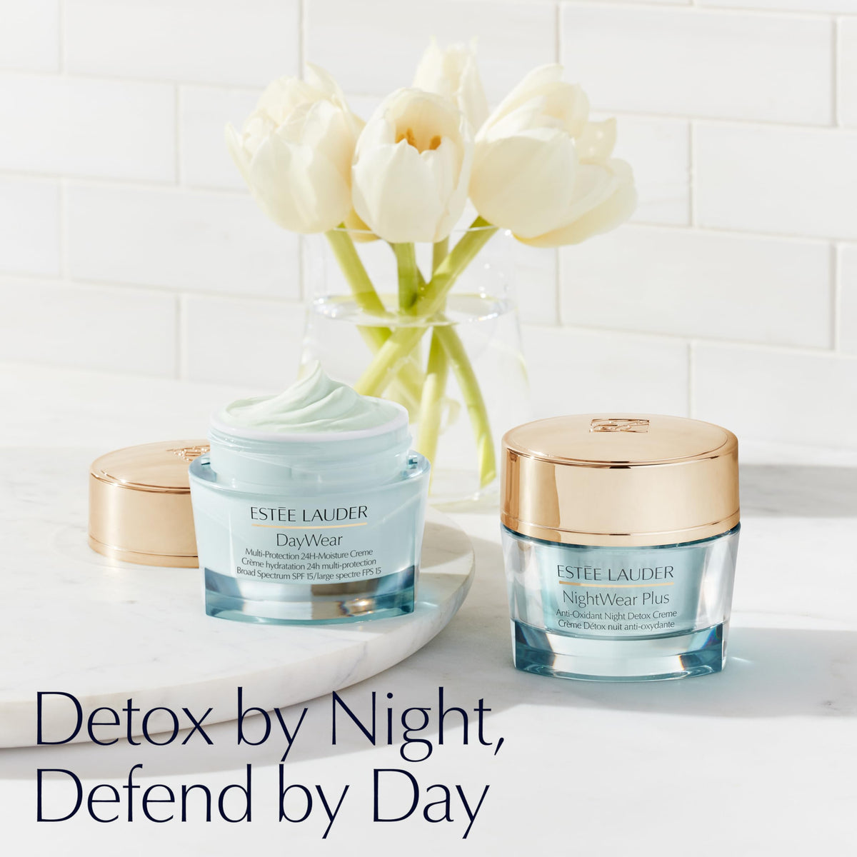 Estée Lauder jar label close-up highlighting SPF 15 and antioxidant complex