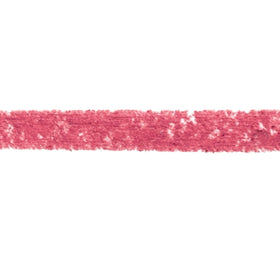 Estée Lauder close-up of liner tip texture highlighting smooth glide and full-coverage color