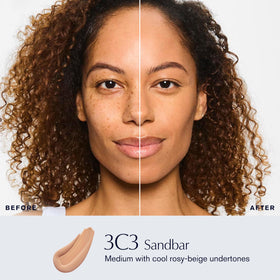 Estée Lauder close-up of fluid texture demonstrating smooth, buildable coverage