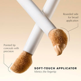 Estée Lauder soft-touch applicator closeup demonstrating fingertip shape for precise blending benefit