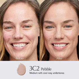 Estée Lauder Futurist pump dispenser close-up highlighting easy, controlled application benefit