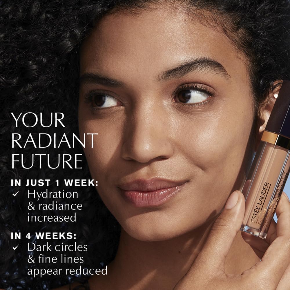 Estée Lauder ingredients label detail highlighting key actives and clean formulation benefit