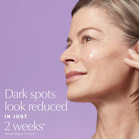 Estée Lauder visual of vitamin C ingredient highlighting antioxidant brightening