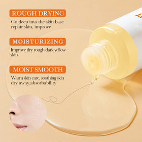 Etuanxi toner bottle being poured, showing hydrating, fast-absorbing formula
