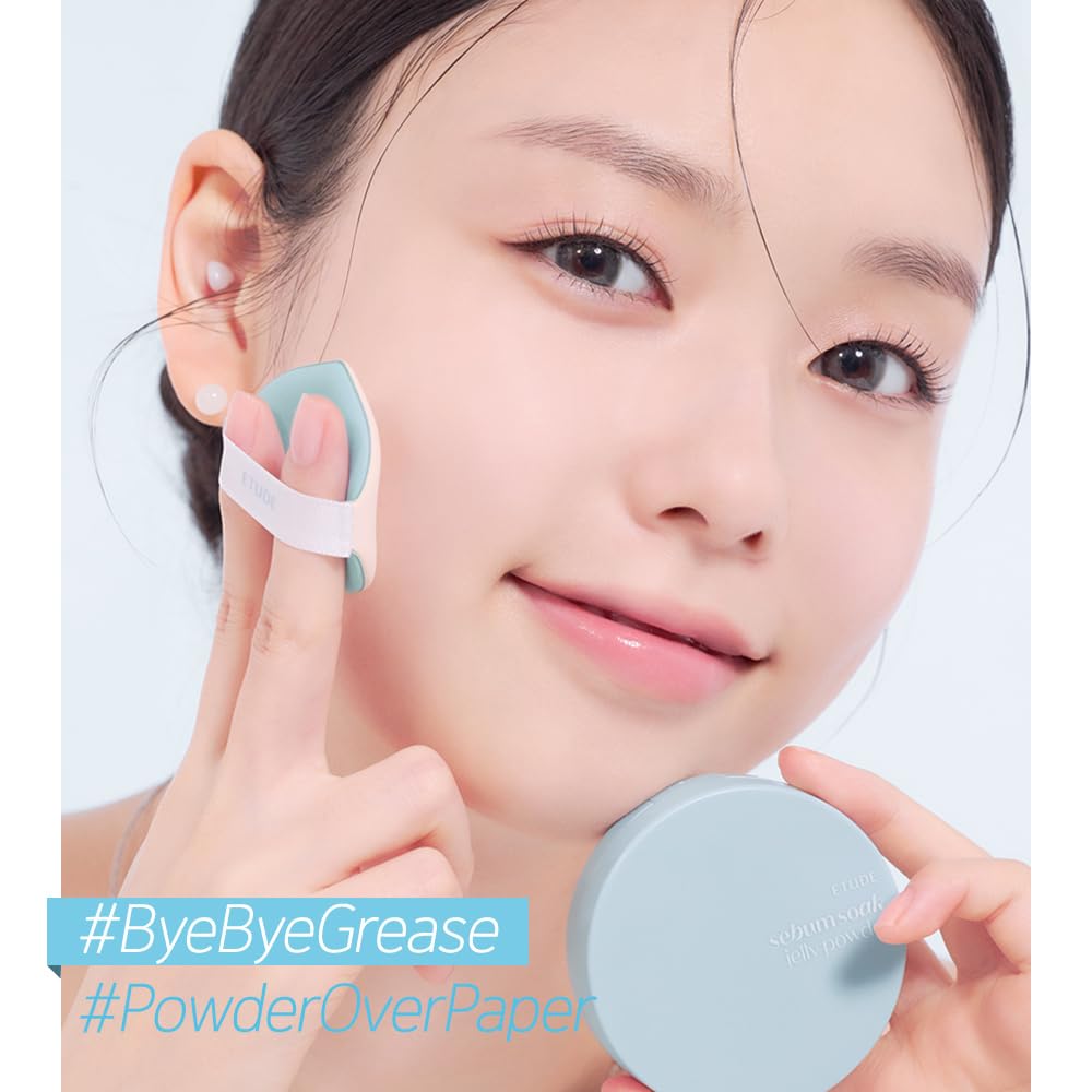 ETUDE close-up of surface texture demonstrating pore-blurring benefit