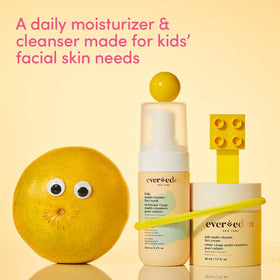 Evereden 2-in-1 shampoo pump detail highlighting easy dispensing and mild coconut-based surfactant