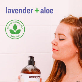everyone creamy foam texture close-up showing gentle lather for hair and skin