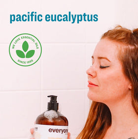 everyone brand texture lather on hand showing gentle foam for hair and body