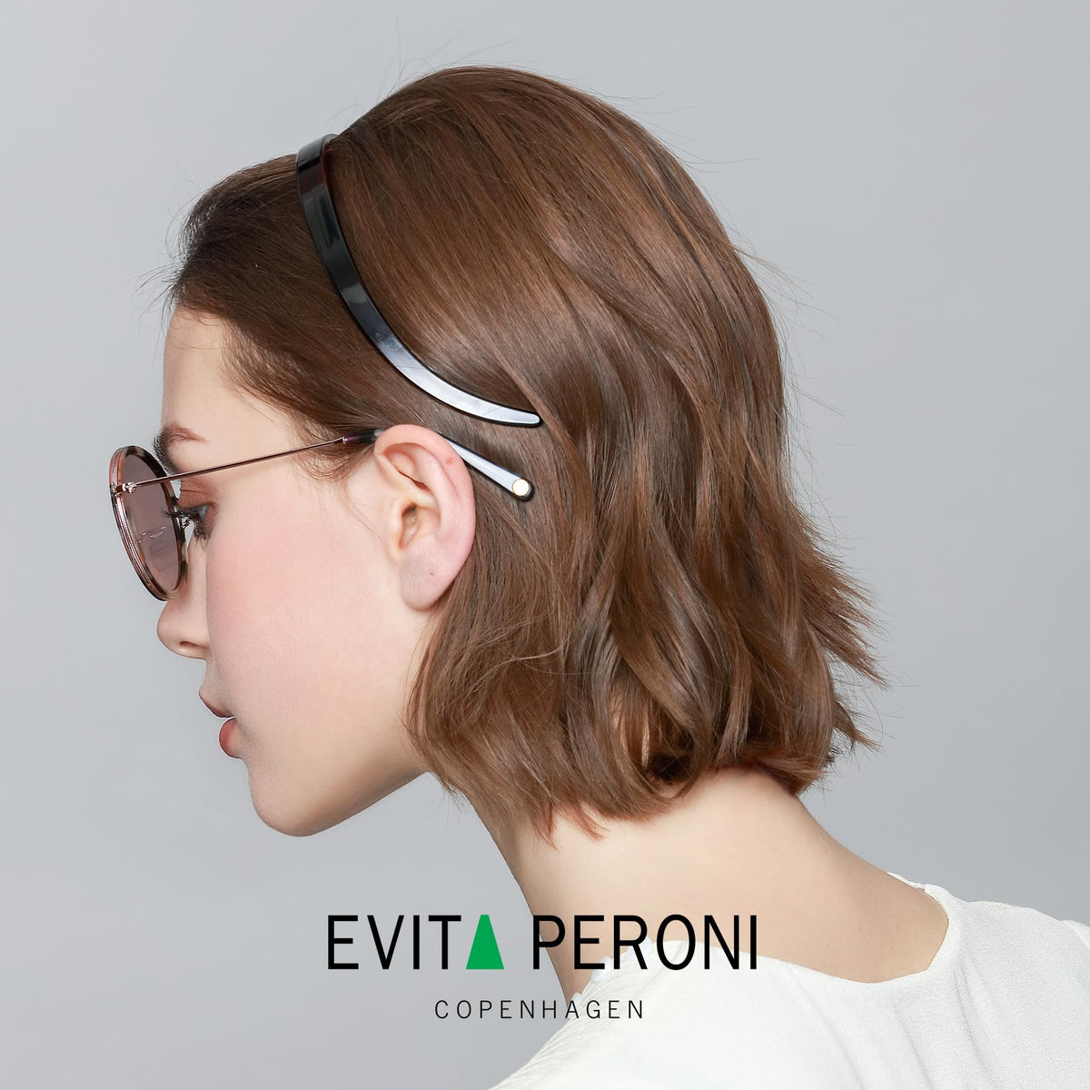 EVITA PERONI curved side demonstrating glasses clearance for no interference