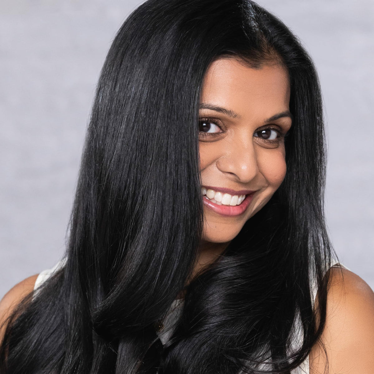 EVOLVh paired with UltraShine shampoo and SmartStart leave-in for routine benefit