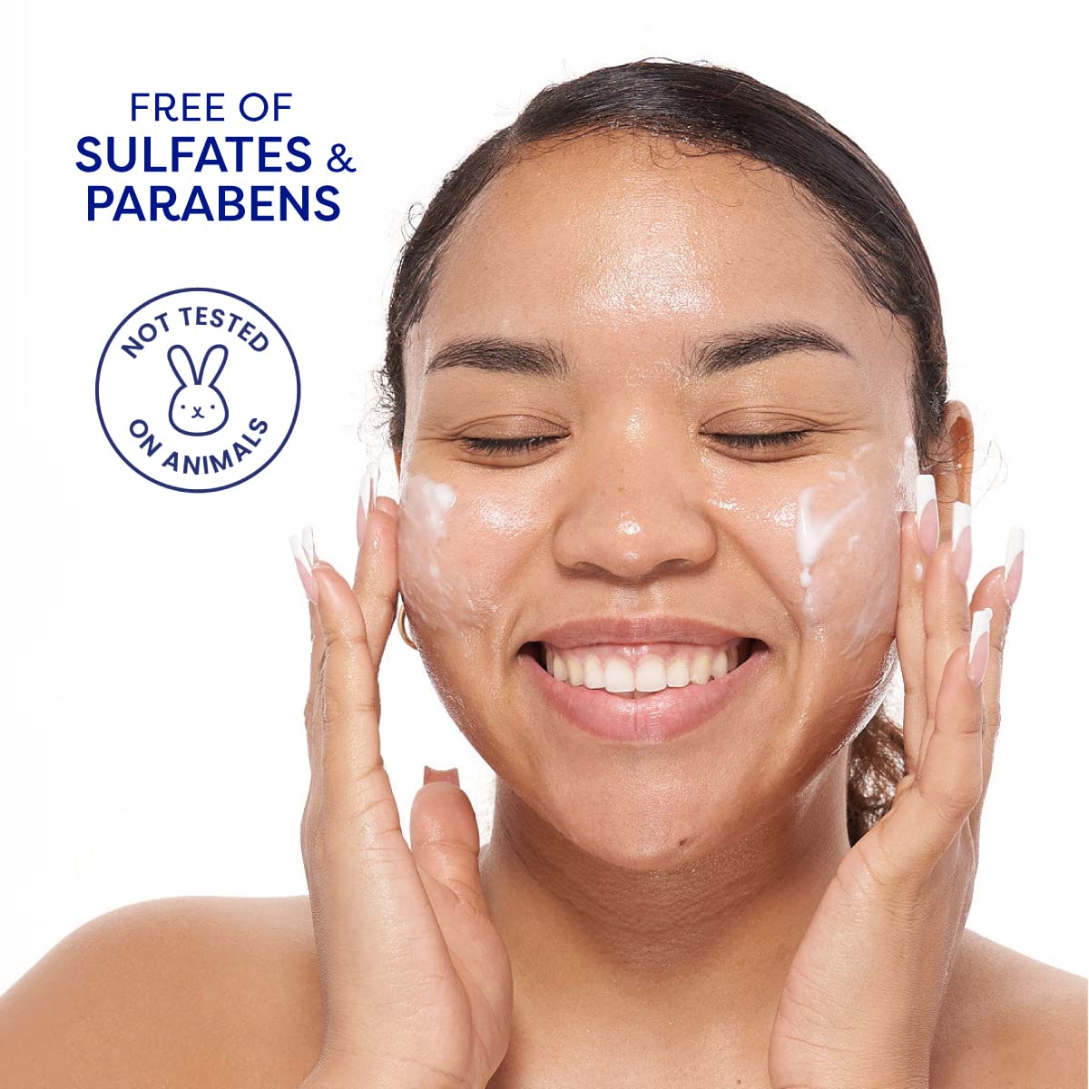 FACETORY clear essence texture showing rich hydration and absorption