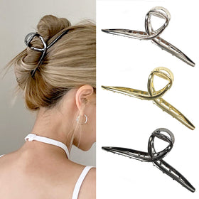 FAELBATY front packaging showing three metal butterfly clips, ideal for gifting