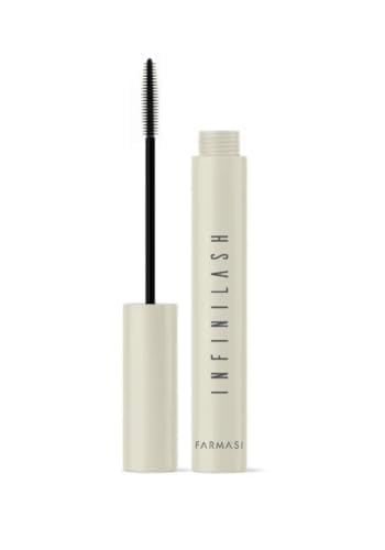FARMASi applied during morning routine delivering defined everyday lashes