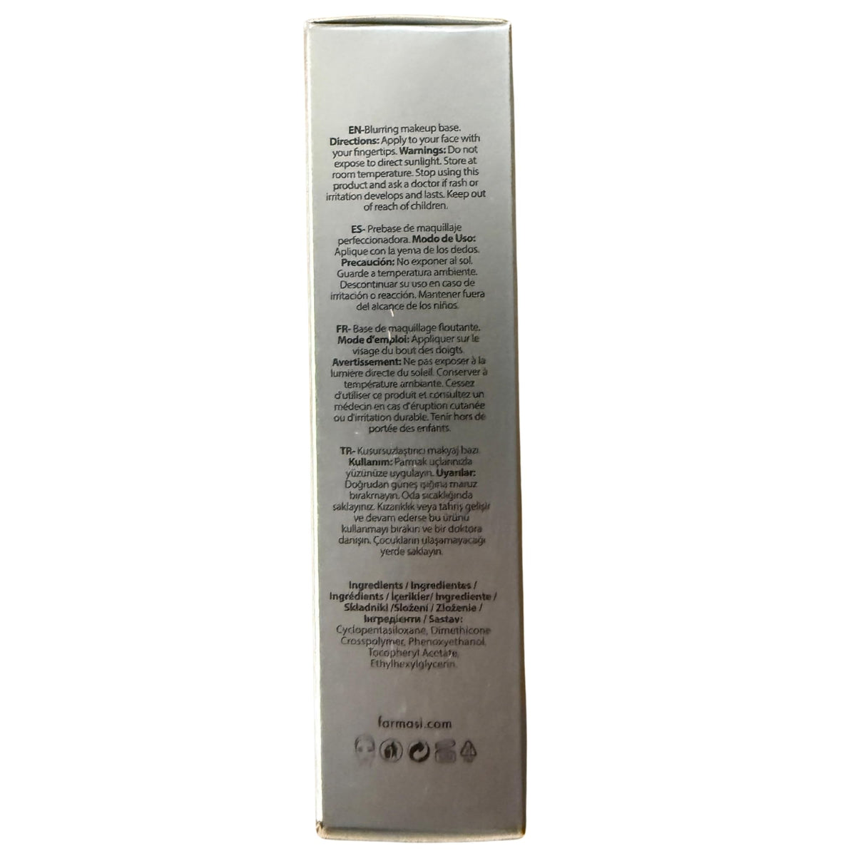 Layering primer under foundation by FARMASi to improve makeup wear