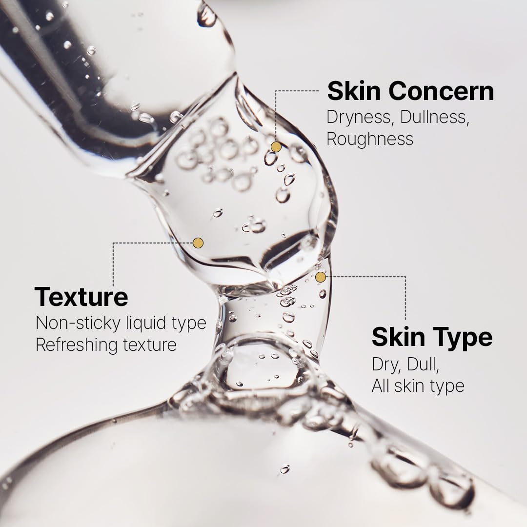 FARMSTAY close-up mucin droplet illustrating nourishing snail extract