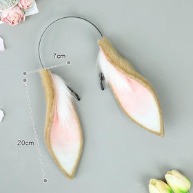 Faylay detail of internal wire in ear for adjustable styling
