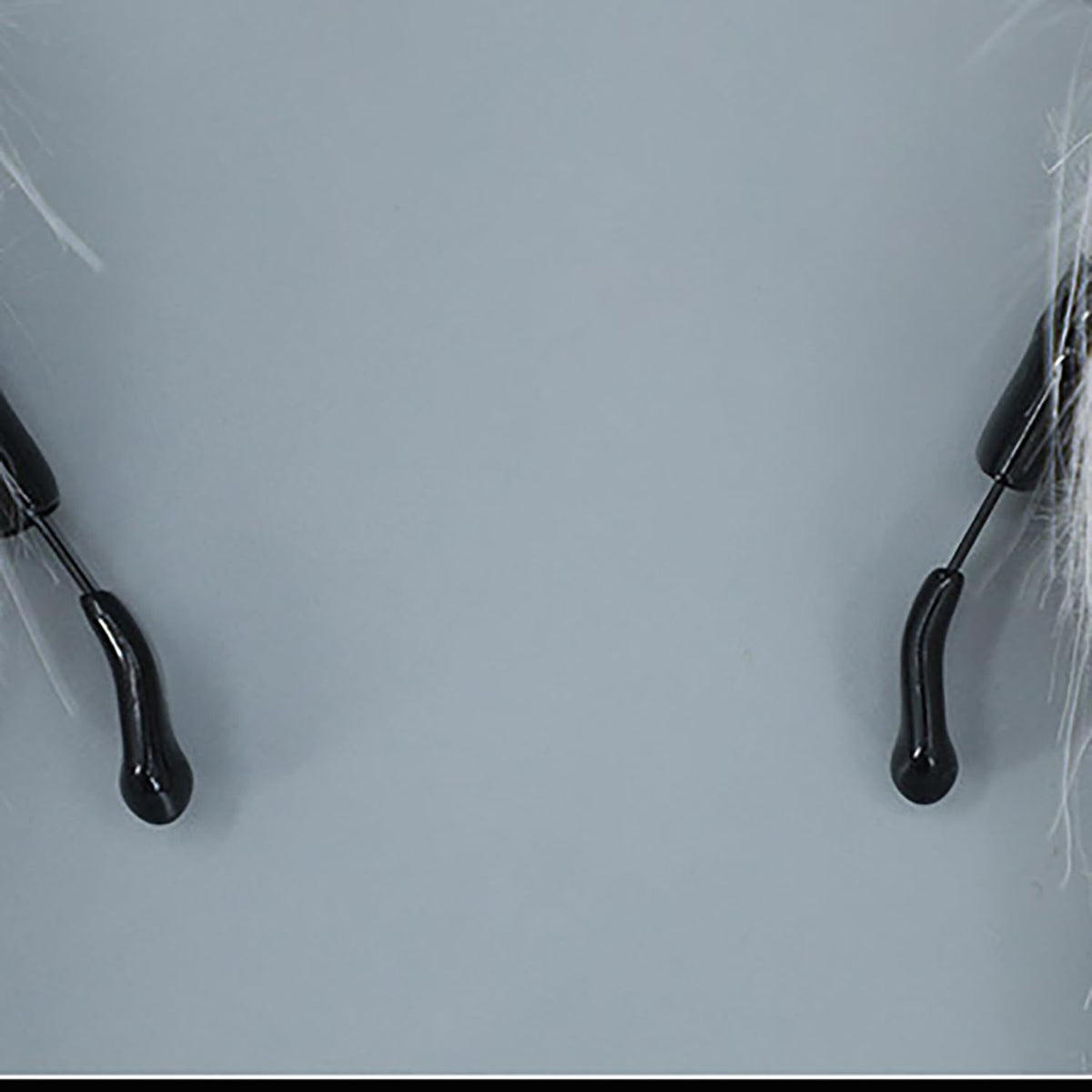Faylay unboxed headband showing included single-piece accessory