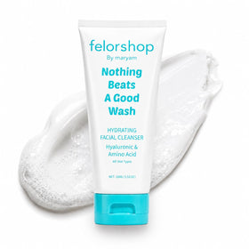 FelorShop close-up of cleanser texture highlighting gentle foam