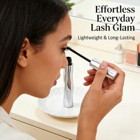 Felvaris precision wand close-up demonstrating separated bristles for defined application
