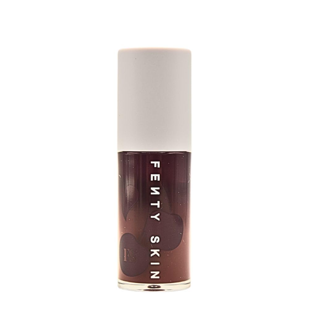 FENTY BEAUTY close-up of plush doe-foot applicator for precise, smooth application