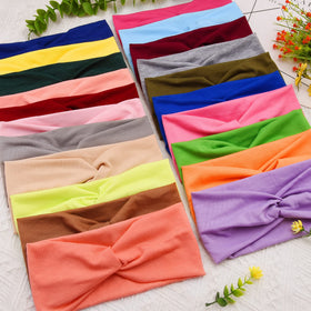 FEQO layout displaying all 21 colors for easy outfit matching and variety