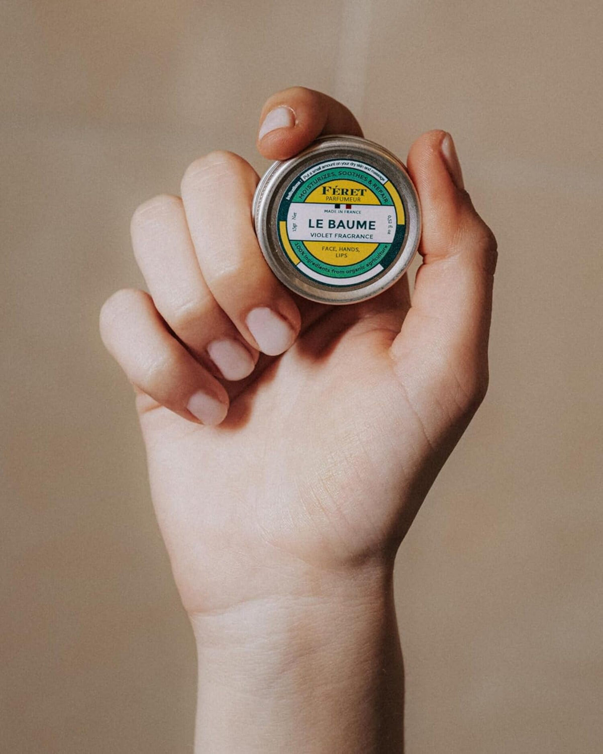 Feret Parfumeur balm texture close-up demonstrating smooth melting hydration