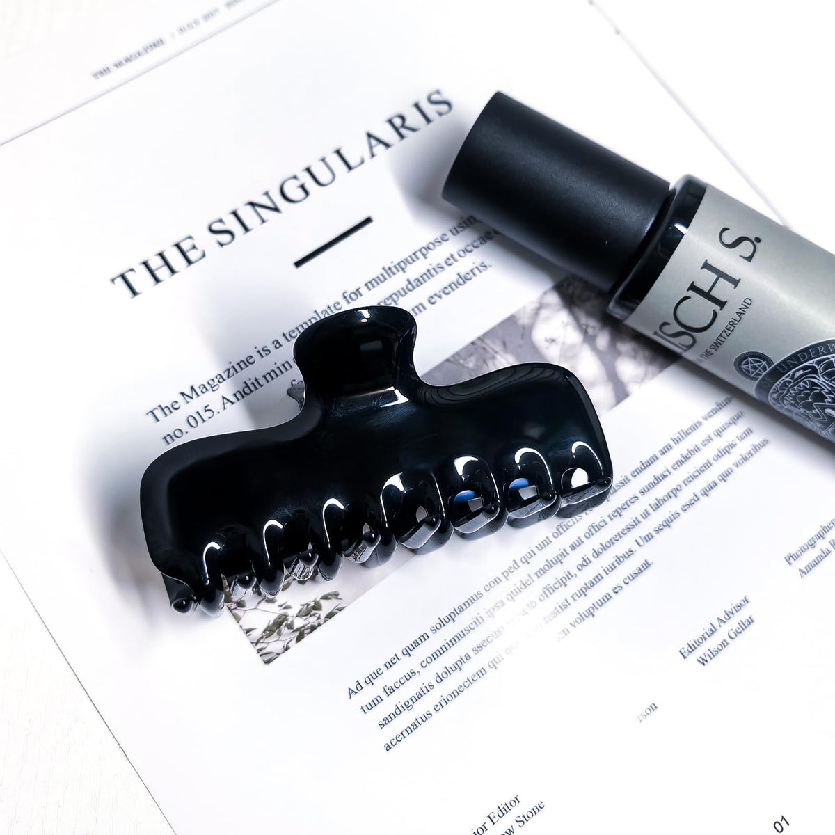 FidesAmor clip securing thick hair in an updo for comfortable all-day wear