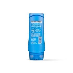Finesse creamy conditioner texture on palm demonstrating hydration benefit
