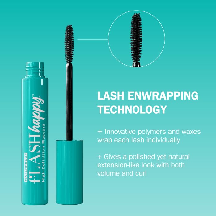 FLASHSERUM application on model eye demonstrating defined curled lashes