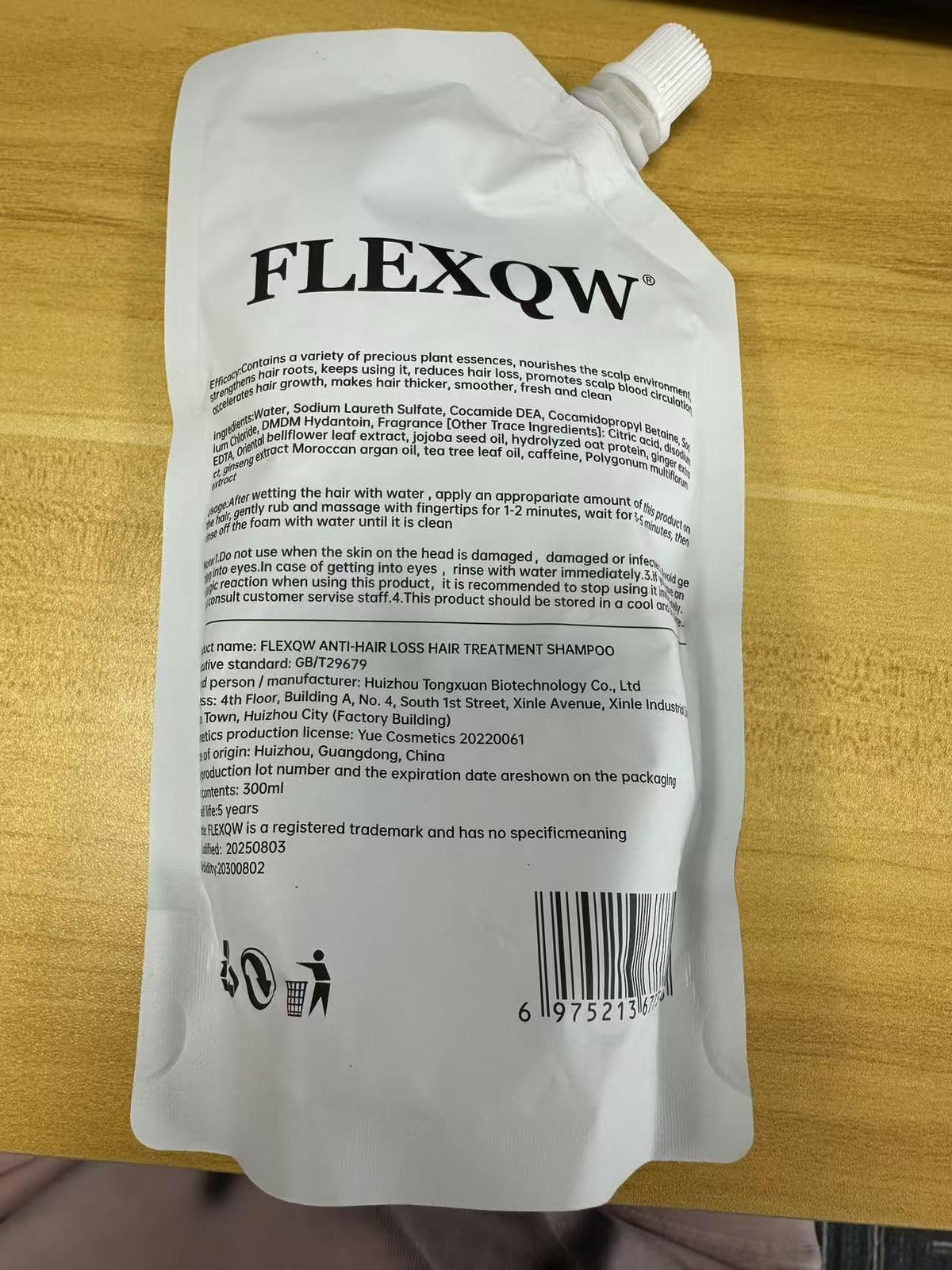 FLEXQW ginger and ginseng closeup highlighting natural nourishment benefits
