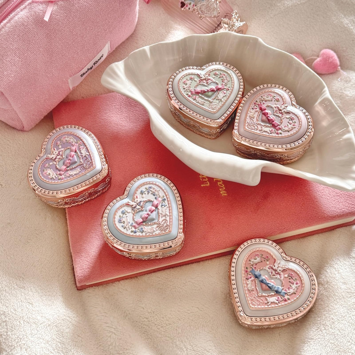 Flower Knows boxed packaging arranged for gift presentation and luxurious impression