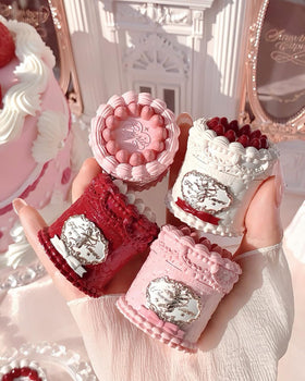 Flower Knows hair clip with hand cream, finishing touches and practical accessories