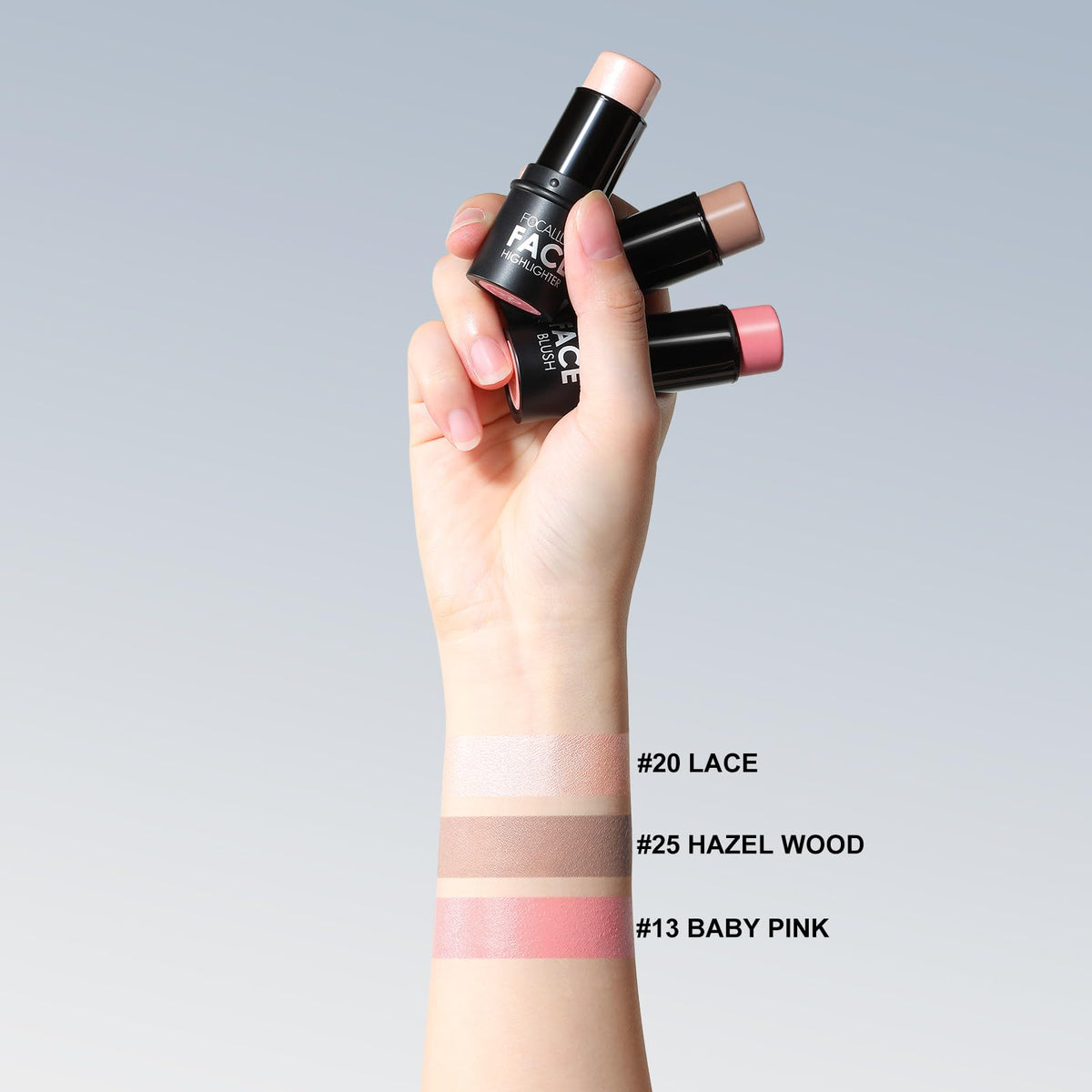 FOCALLURE bronzer pen applied on hand illustrating easy sculpting benefit