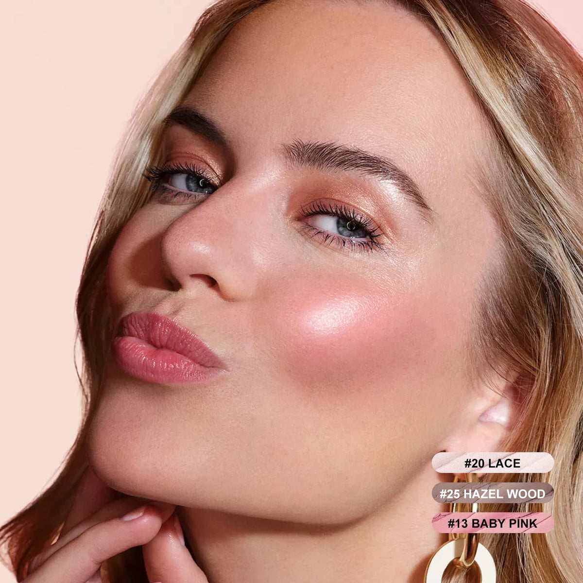 FOCALLURE creamy stick texture close-up for smooth blendability benefit