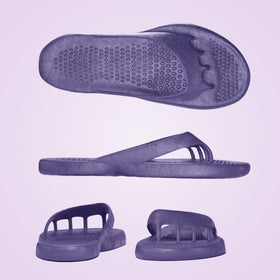 FOOTLOGIX top view highlighting five-toe separator for neat pedicures
