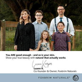 Foxbrim Naturals label close-up showing certifications and clean formula benefit