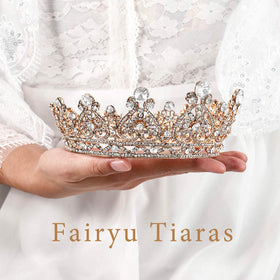 Foyte crown held in hand to show size and comfortable, wearable scale