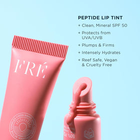 FRÉ application on lips demonstrating Pampelonne color and hydrated look