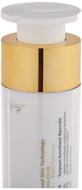 FREZYDERM application on hand demonstrating blendable tint and lightweight finish