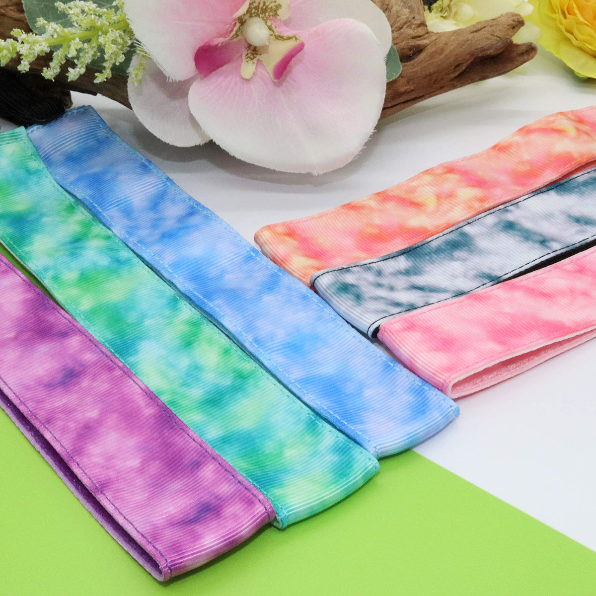 FROG SAC six tie dye colors laid flat highlighting versatile styling