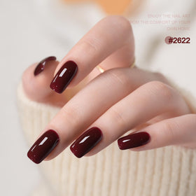 GAOY glossy and matte top coat comparison demonstrating finish options for styling