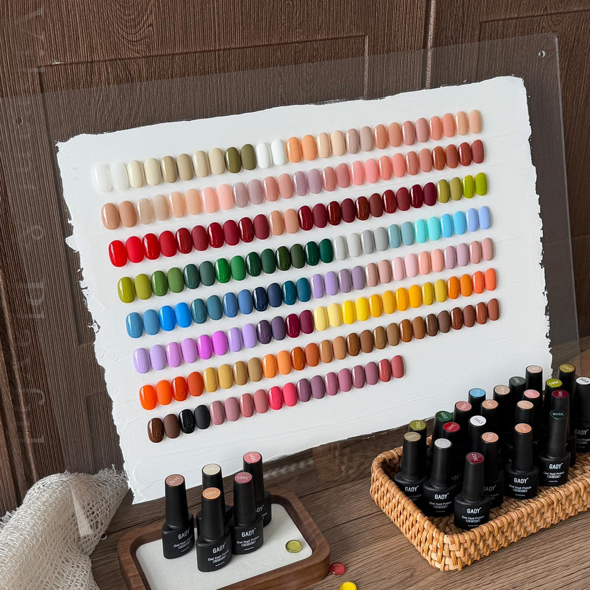 GAOY hands with mixed-color manicure showcasing finished results